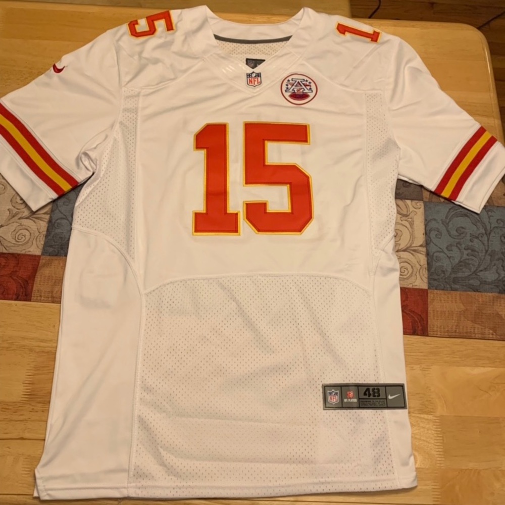 NWT NFL Kansas City Chiefs Patrick Mahomes Jersey